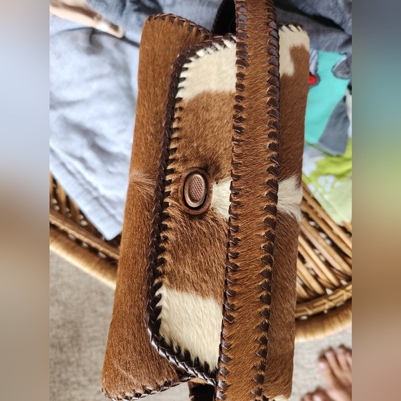 Cow print purse - Picture 11 of 12